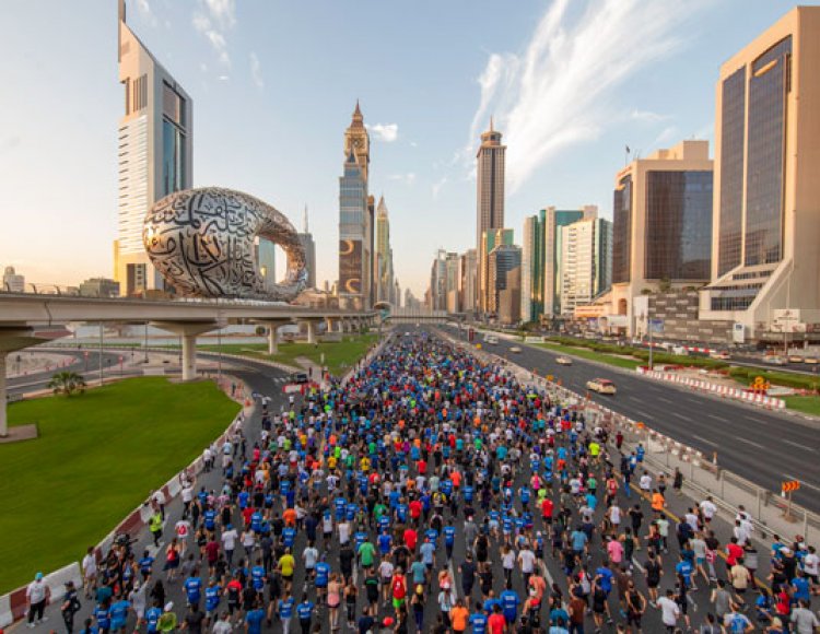 துபாய் ரன் (Dubai Run) - பல்லாயிரக்கணக்கானோர் பங்கேற்பு!